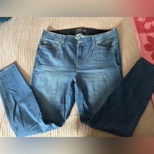 Torrid Bombshell Skinny Premium High Rise Jeans Size 18R